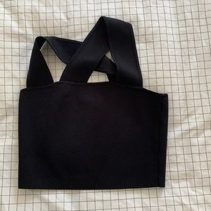 Babaton - Stretchy crop tank black